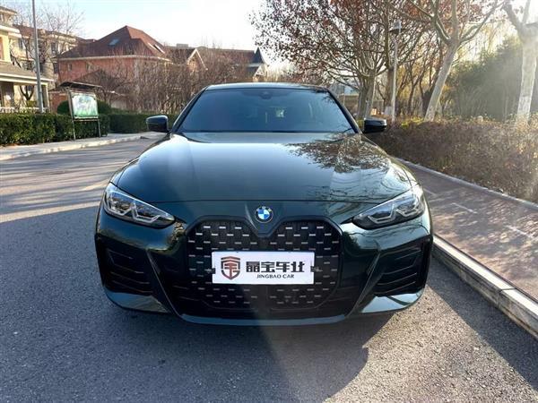 宝马4系 2022款 425i Gran Coupe M运动曜夜套装