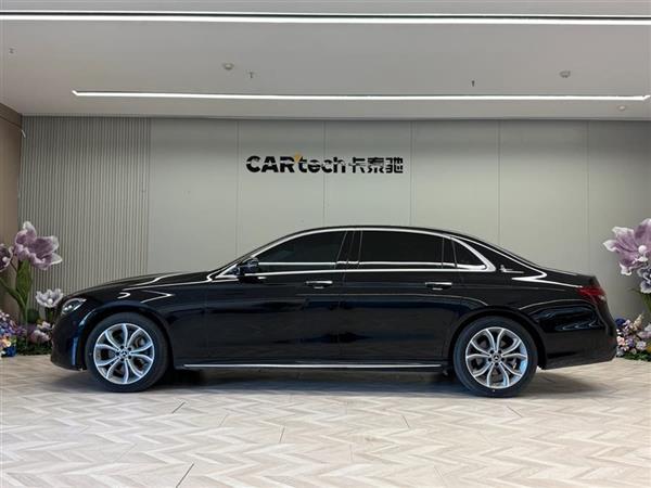 奔驰E级 2021款 改款 E 300 L 运动豪华型
