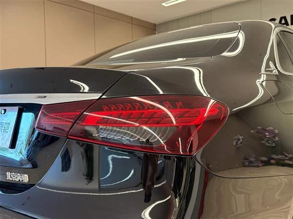 奔驰E级 2021款 改款 E 300 L 运动豪华型