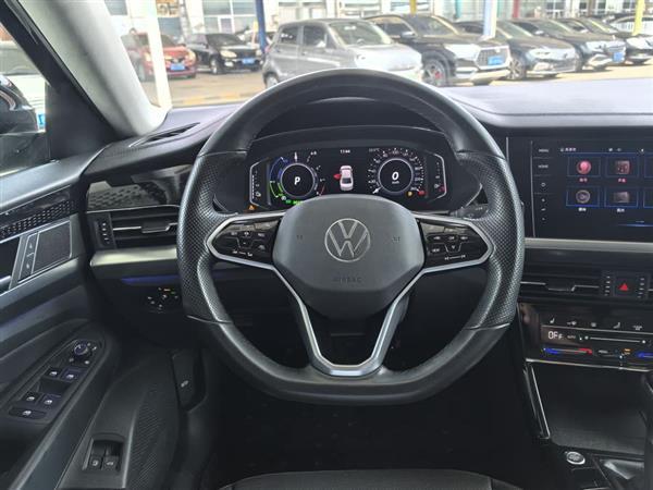 帕萨特新能源 2022款 430PHEV 混动豪华版