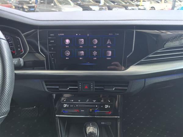 帕萨特新能源 2022款 430PHEV 混动豪华版