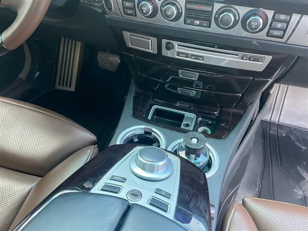 宝马7系 2009款 4.0T 自动