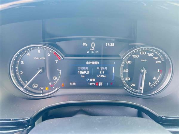 凯迪拉克XT6 2022款 2.0T 六座四驱豪华型