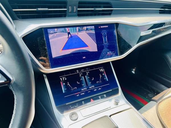 奥迪A6L 2023款 45 TFSI 臻选动感型