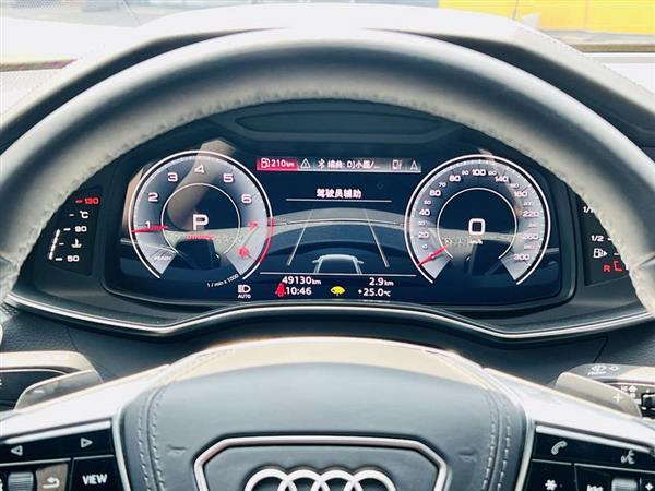 奥迪A6L 2023款 45 TFSI 臻选动感型