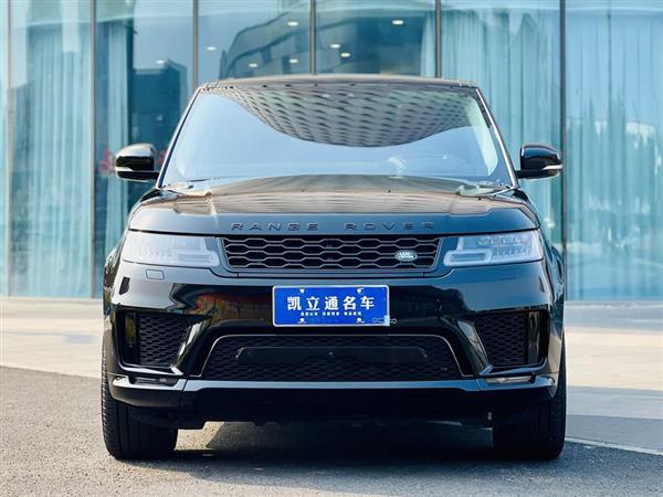 揽胜运动版 2022款 3.0 L6 耀黑版
