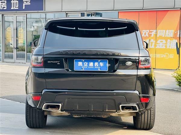 揽胜运动版 2022款 3.0 L6 耀黑版