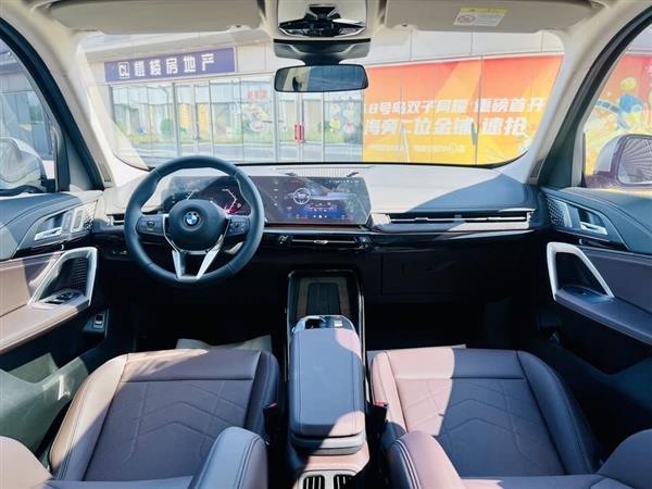 宝马X1 2023款 sDrive25Li X设计套装