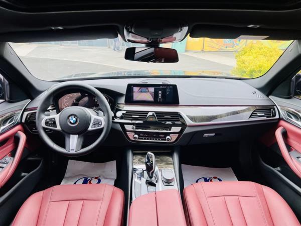 宝马5系 2020款 530Li 领先型 M运动套装