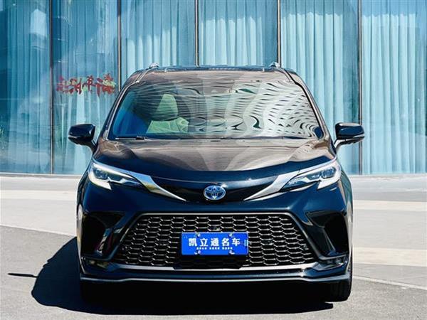 格瑞维亚 2022款 2.5L混动 尊贵版