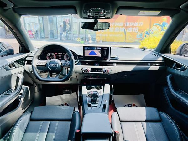 奥迪A4L 2023款 40 TFSI 豪华动感型