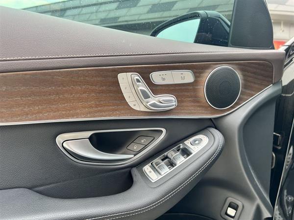 奔驰GLC 2022款 改款 GLC 300 L 4MATIC 动感型