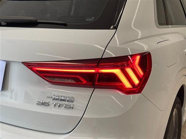 奥迪Q3 2020款 35 TFSI 时尚动感型