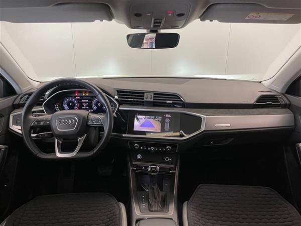 奥迪Q3 2020款 35 TFSI 时尚动感型