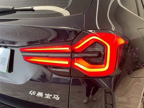 宝马iX3 2024款 领先型