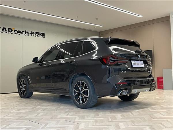 宝马X3 2022款 改款 xDrive25i M运动套装