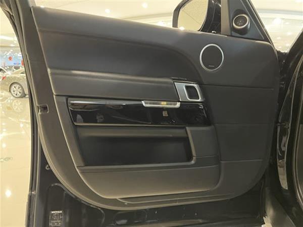 揽胜 2013款 5.0 SC V8 Vogue SE