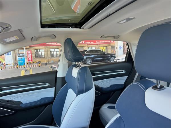 帝豪 2022款 第4代 1.5L CVT旗舰型