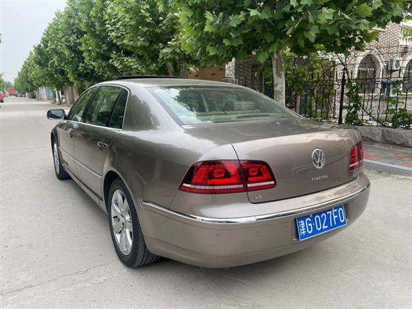 辉腾 2012款 3.0L 行政型
