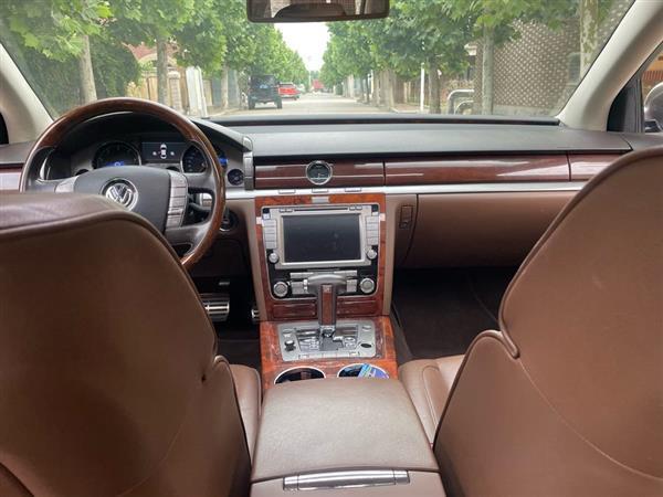 辉腾 2012款 3.0L 行政型
