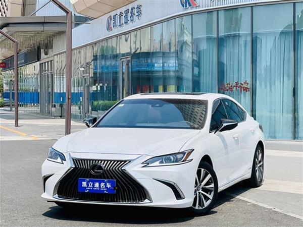 雷克萨斯ES 2018款 300h 卓越版 国V