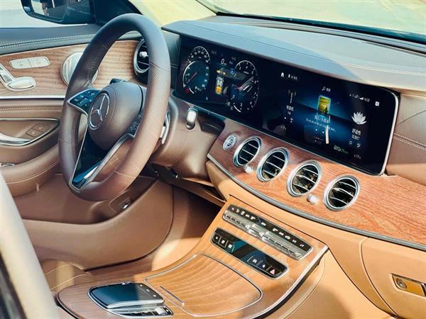 奔驰E级 2022款 E 300 L 豪华型