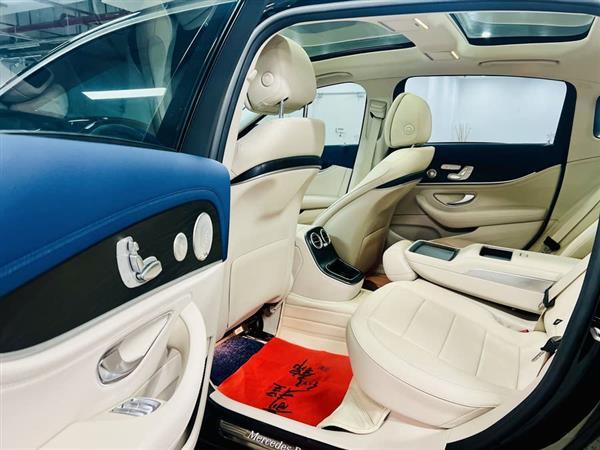 奔驰E级 2022款 改款 E 300 L 运动豪华型
