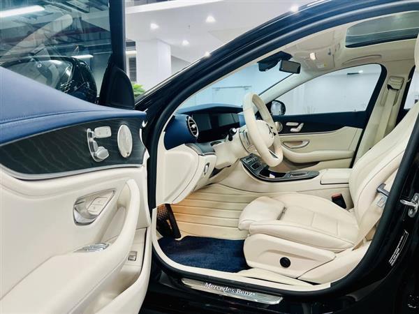 奔驰E级 2022款 改款 E 300 L 运动豪华型