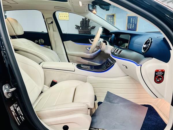 奔驰E级 2022款 改款 E 300 L 运动豪华型