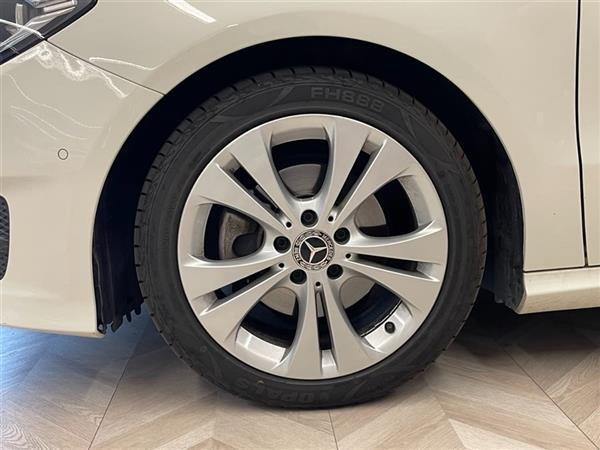 奔驰B级 2019款 B 200 动感型