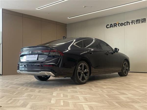 雅阁新能源 2023款 2.0L e:PHEV 旗舰版