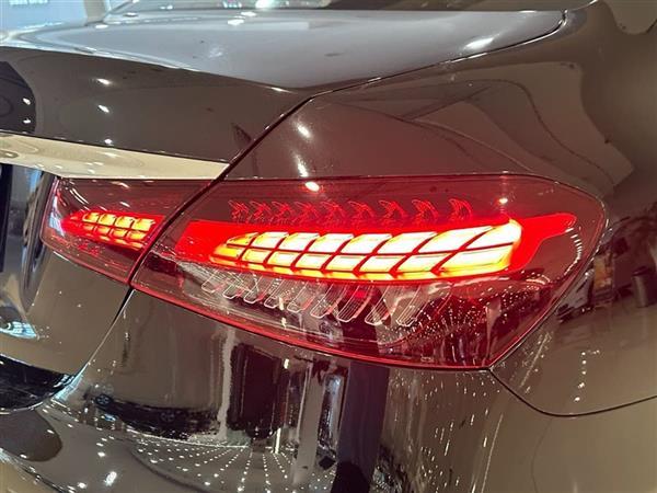 奔驰E级 2023款 E 300 L 豪华型