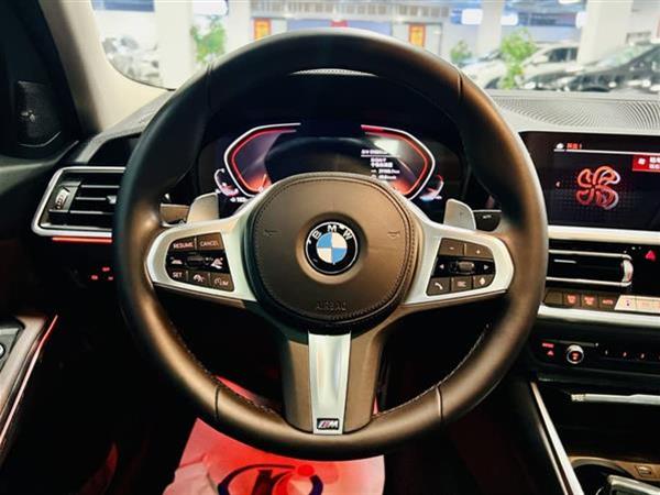 宝马3系 2021款 改款二 330Li xDrive M运动曜夜套装