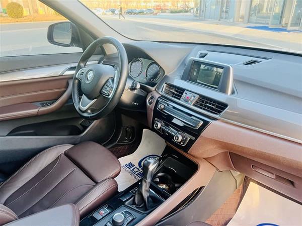 宝马X1 2018款 sDrive18Li 尊享型