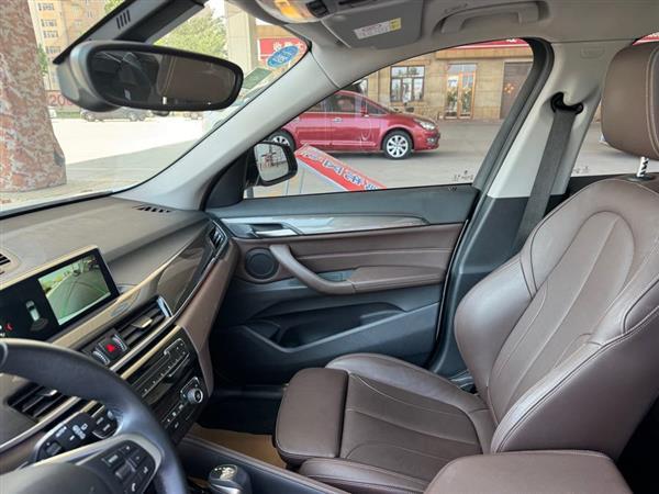 宝马X1 2019款 xDrive20Li 尊享型