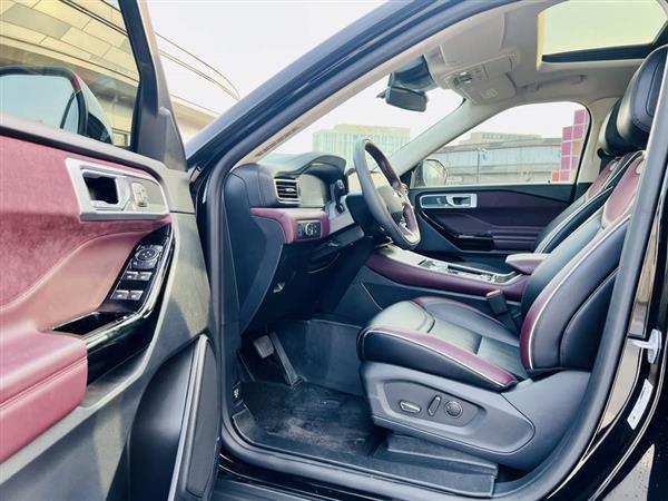 探险者 2023款 EcoBoost 285 四驱钛金版 6座