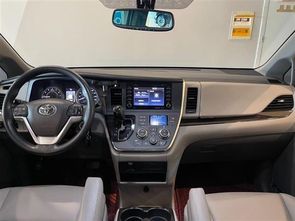 SIENNA 2015款 3.5L 两驱LE