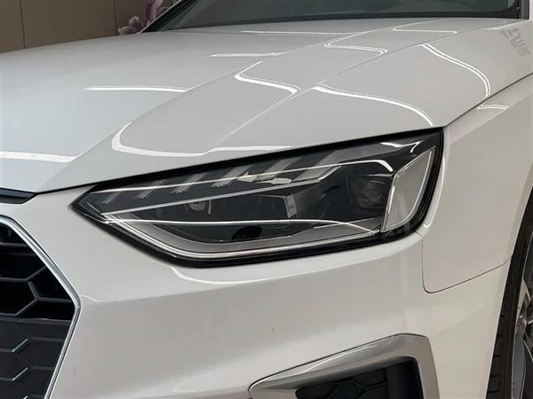 奥迪A4L 2020款 40 TFSI 时尚动感型