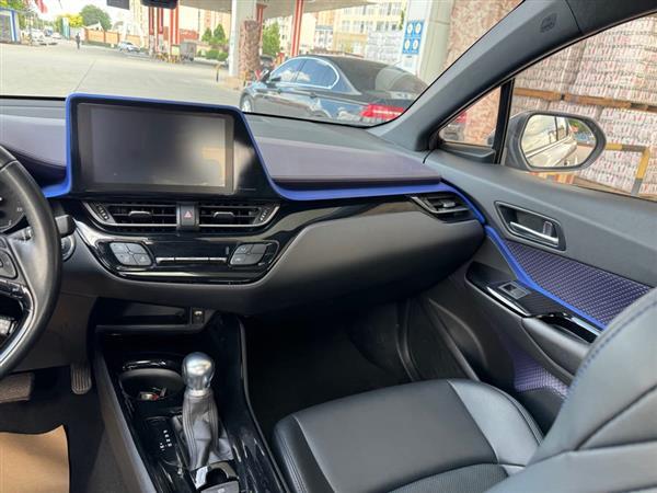 丰田C-HR 2020款 2.0L 领先版