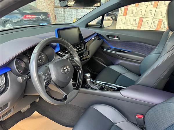 丰田C-HR 2020款 2.0L 领先版