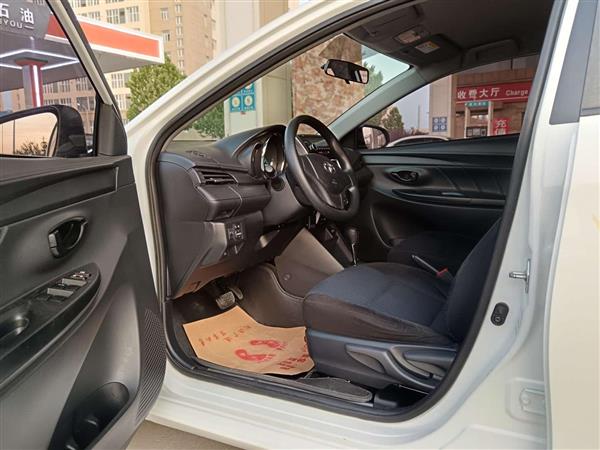 丰田 YARiS L 致炫 2018款 1.5E CVT冠军限量版
