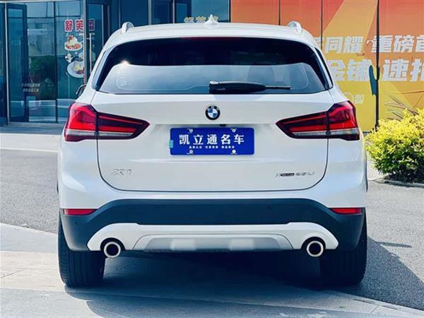 宝马X1 2022款 改款 xDrive25Li 尊享型