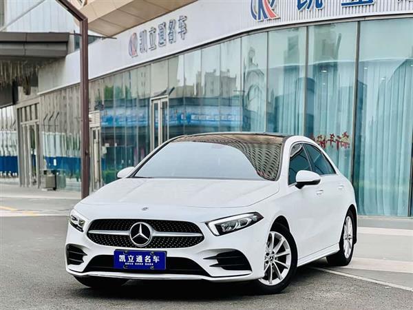 奔驰A级 2020款 改款 A 200 L 运动轿车动感型