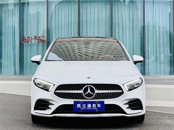 奔驰A级 2020款 改款 A 200 L 运动轿车动感型