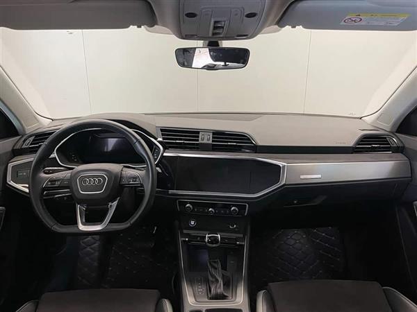 奥迪Q3 2023款 35 TFSI 时尚动感型（1.5T）
