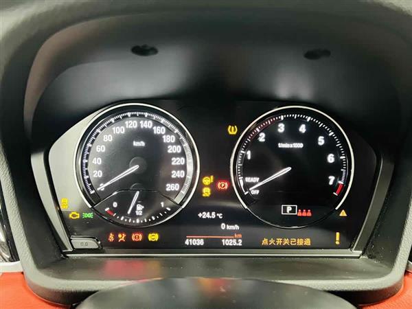 宝马X2 2021款 改款 sDrive25i M运动套装