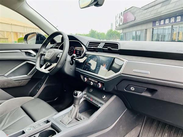 奥迪Q3 Sportback 2022款 40 TFSI 时尚型