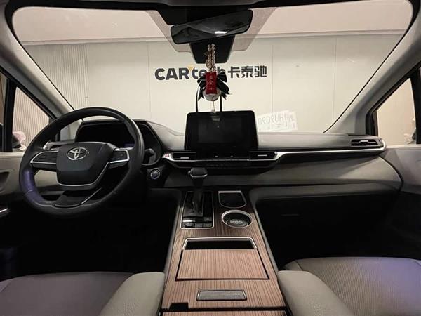 赛那SIENNA 2023款 2.5L混动 豪华版