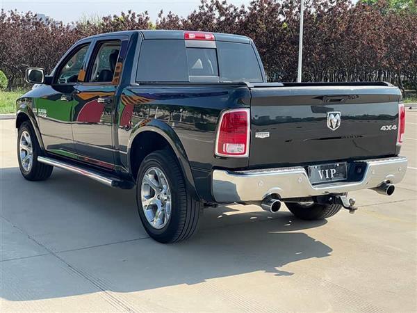 RAM Trucks 2017款 5.7L 自动