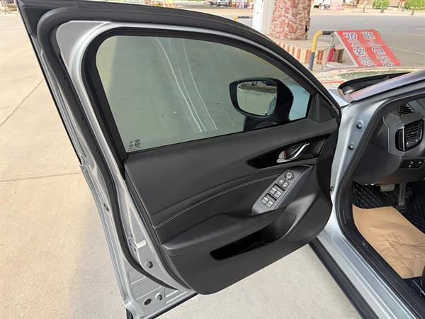 马自达CX-4 2021款 2.0L 自动两驱蓝天活力版